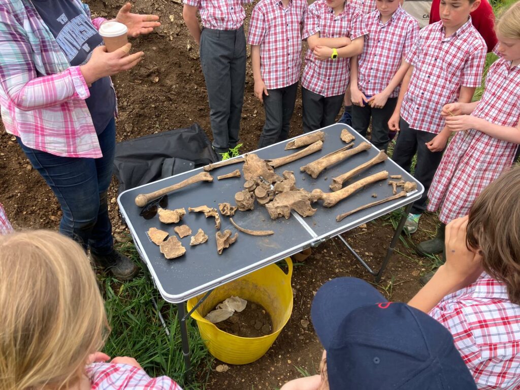 The Copthill Dig, Copthill School