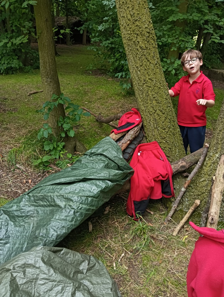 Forest school &#8211; den building and shadow art!, Copthill School