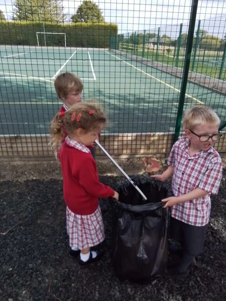 Sunshine, Shapes and Smiles!, Copthill School