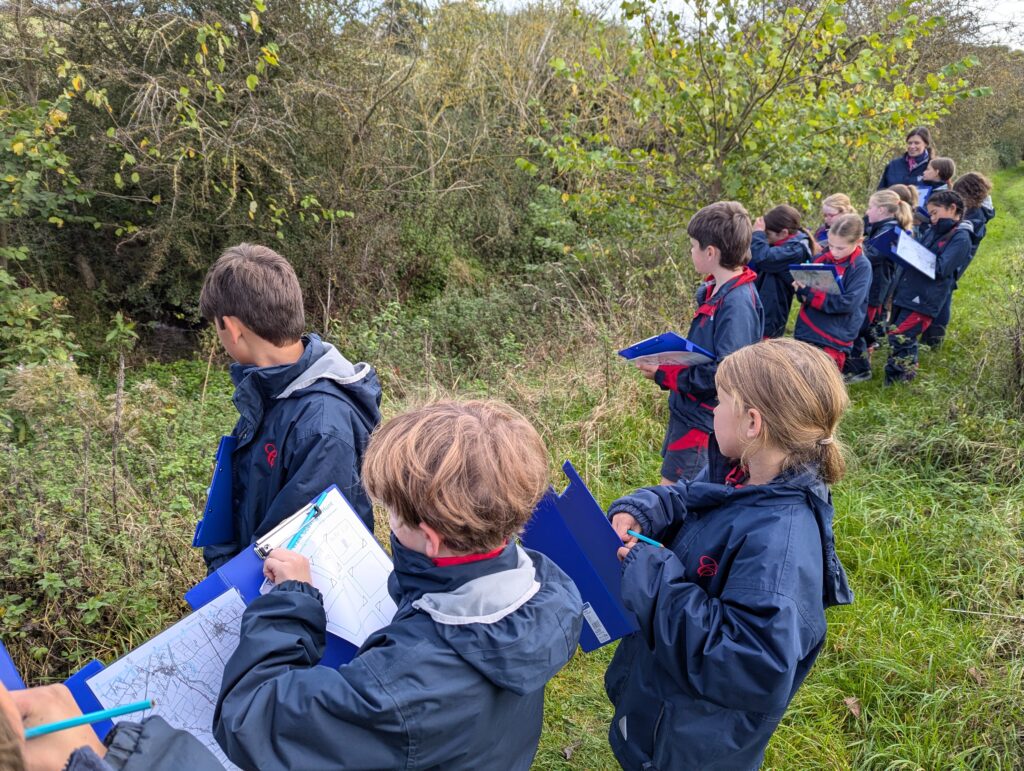 5W explore the old canal system, Copthill School