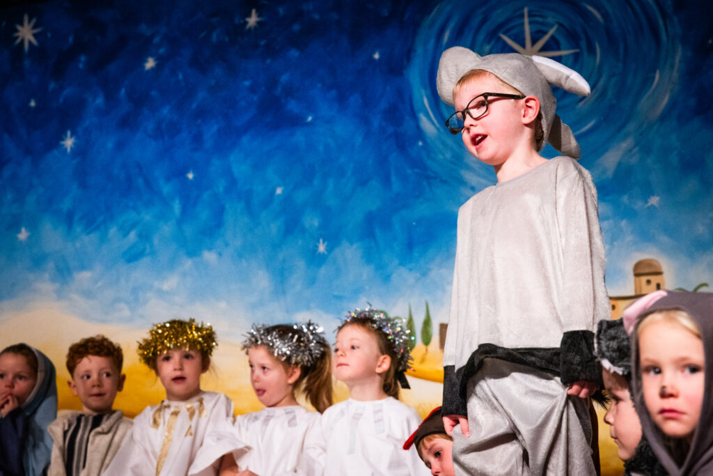 Higgledy Piggledy Nativity!, Copthill School