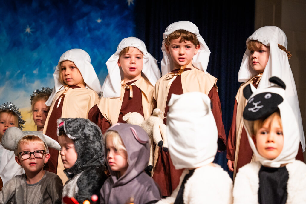 Higgledy Piggledy Nativity!, Copthill School