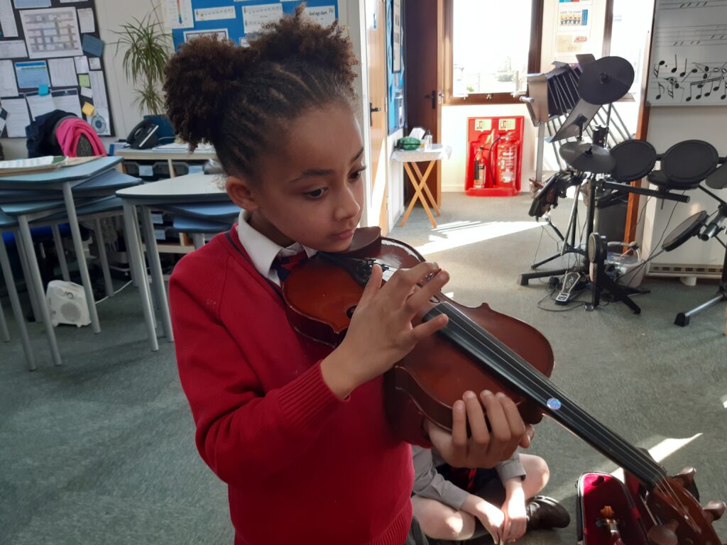 Strings Begins!, Copthill School