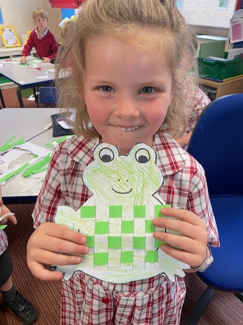Frog weaving, Copthill School