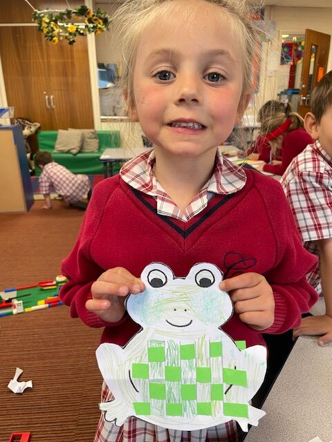 Frog weaving, Copthill School