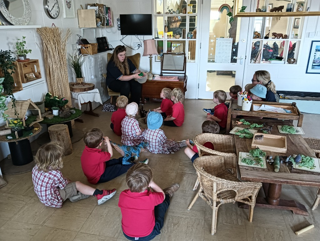 Dinosaur Eggs, Copthill School